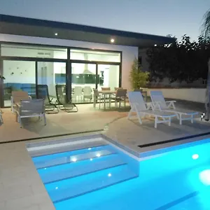  Сasa de vacaciones Casa Mariona
